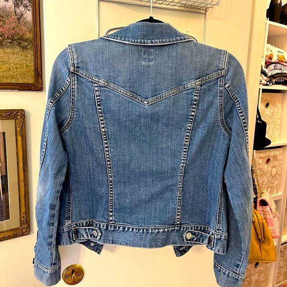 Gap Denim Jacket size small - Picture 2 of 4